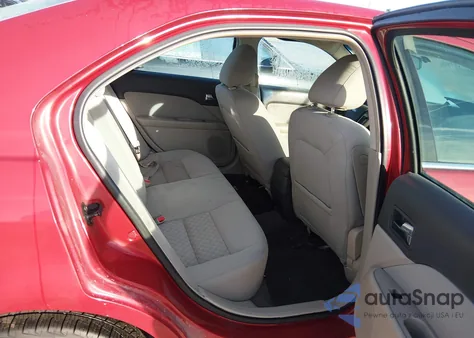 2010 Ford Fusion Se z USA, uszkodzony, nr VIN 3FAHP0HA8AR131552